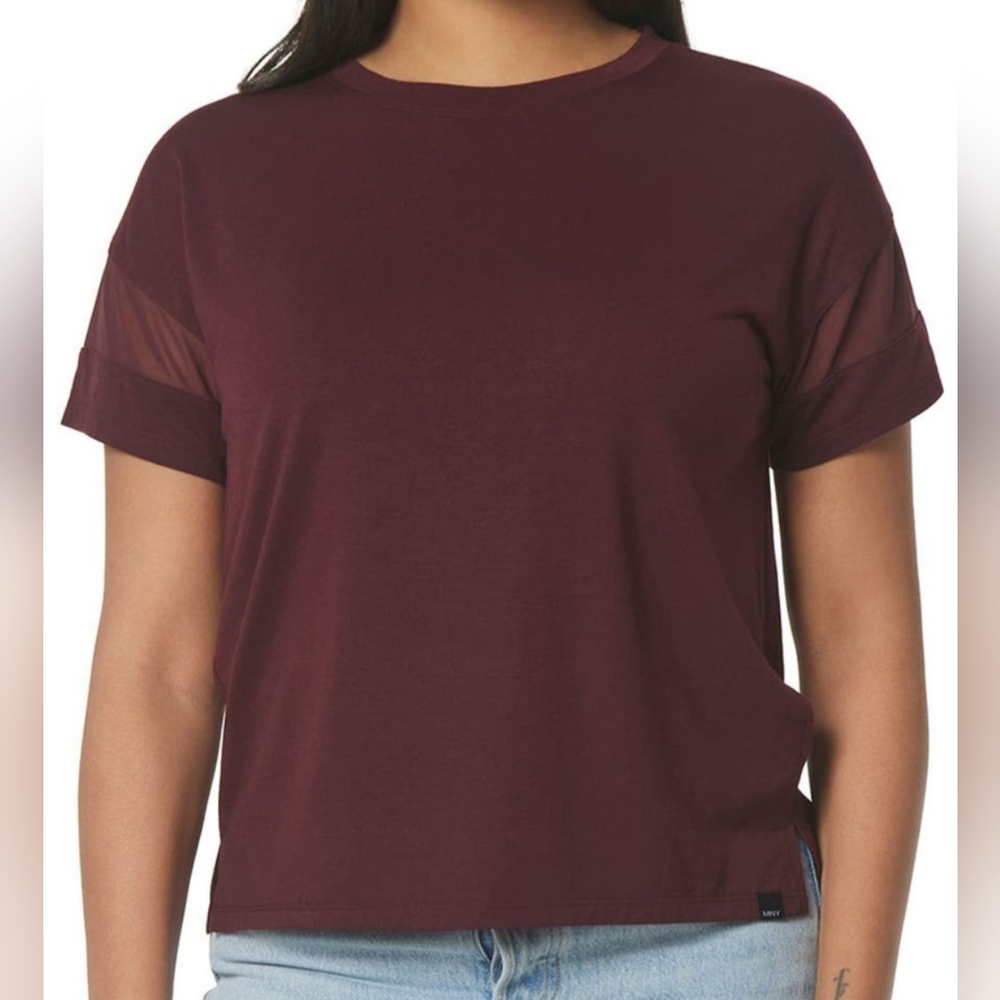 Andrew Marc Sport Short Sleeve Crew Neck Tee with Mesh Pannel Maroon/Burgundy